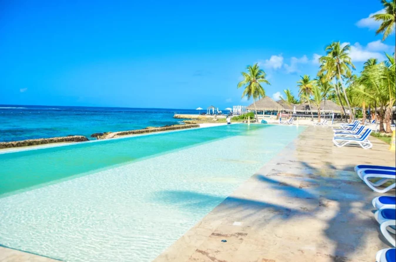 Viva Dominicus Beach by Wyndham — Eco-lodge and hotel stay